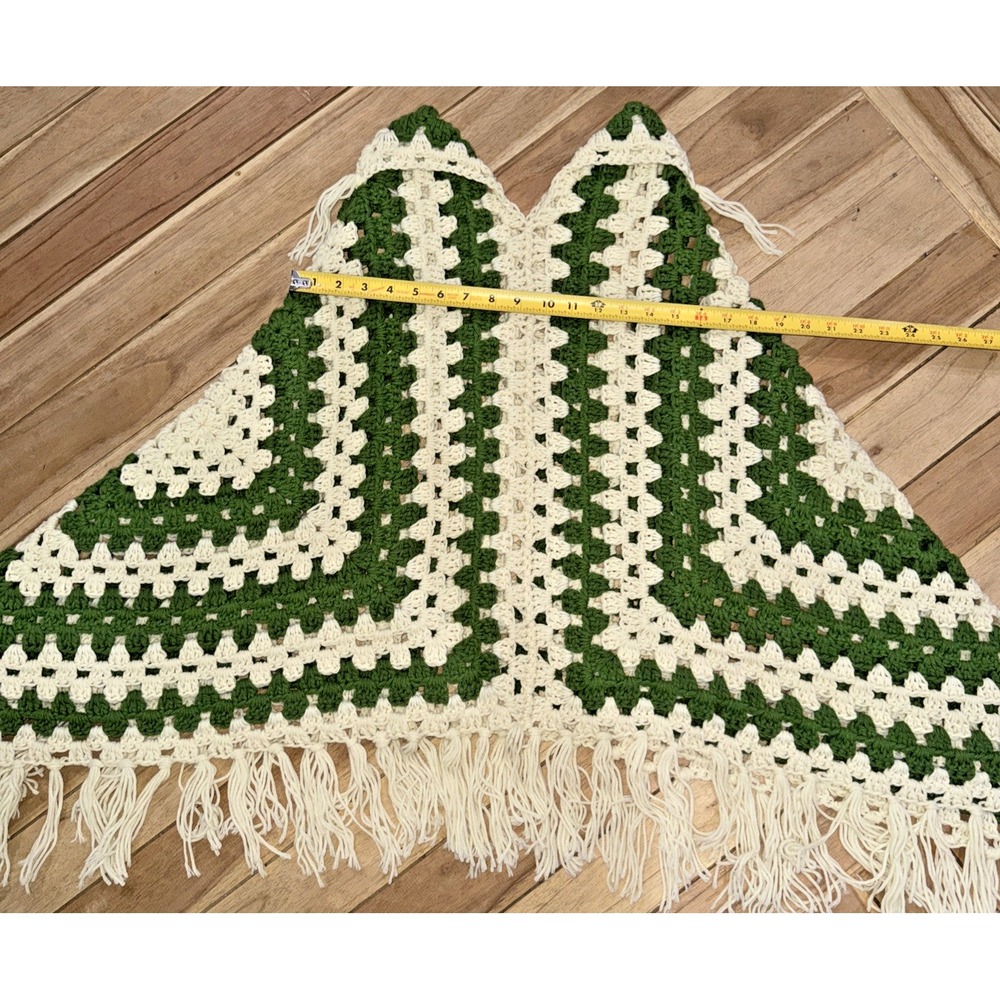 Vtg GROOVY 70s Crochet Granny Square Poncho - Green Cream Fringe | Handmade Boho - Picture 5 of 11